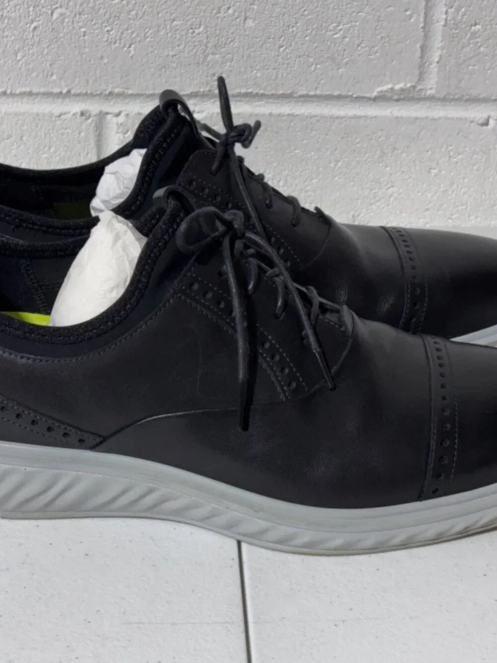 Ecco Mens Shoes St.1 Hybrid Lite Sneaker Sz 13 US Worn Twice with Box Black Gray